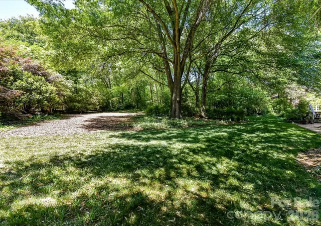 Photo 4 of Single family home for sale at 1531 Hansom Ln NW, Concord, NC 28027 | MLS# 4375701 | Listing updated on 2026-09-11