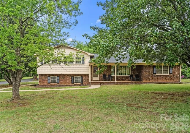 Photo 1 of Sale Pending at 1527 Rhyne St, Shelby, NC 28152 | MLS# 4376794 | Listing updated on 2026-09-15