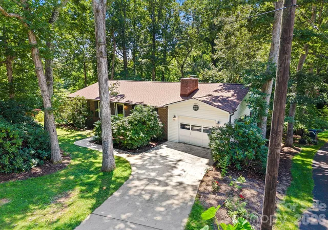 Photo 1 of Single family home for sale at 98 Pensacola Ave, Arden, NC 28704 | MLS# 4377061 | Listing updated on 2026-09-14