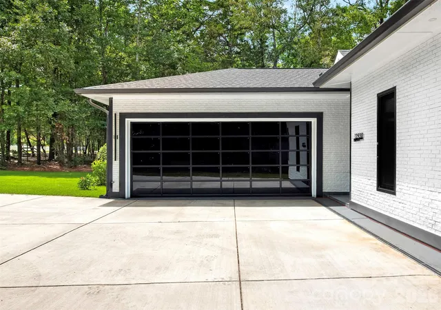 Photo 4 of Single family home for sale at 12930 Hamilton Rd, Charlotte, NC 28273 | MLS# 4377146 | Listing updated on 2026-09-15