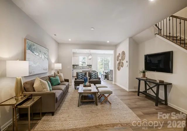 Photo 3 of Sale Pending at 7017 Cerris Dr, Charlotte, NC 28269 | MLS# 4377169 | Listing updated on 2026-10-27