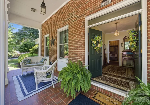 Photo 3 of Single family home for sale at 455 Heathcote Dr, Statesville, NC 28677 | MLS# 4377462 | Listing updated on 2026-09-13