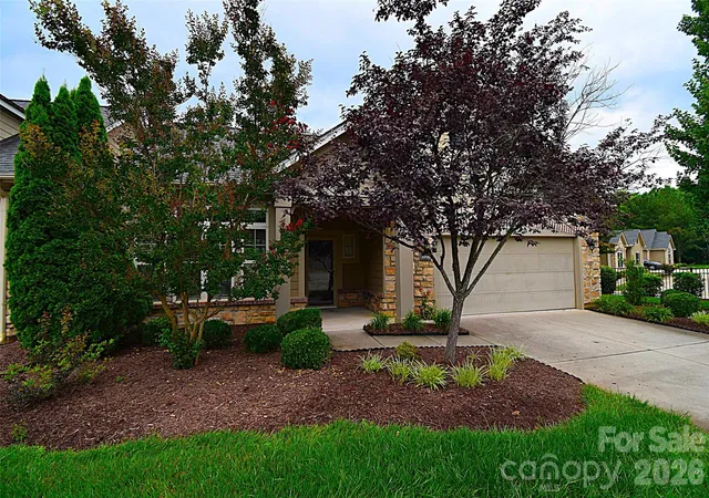 Photo 2 of Townhouse for sale at 4950 Polo Gate Blvd, Charlotte, NC 28216 | MLS# 4377971 | Listing updated on 2026-09-14