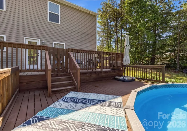 Photo 4 of Single family home for sale at 2220 Pinnacle View Dr, Kings Mountain, NC 28086 | MLS# 4378422 | Listing updated on 2026-10-02