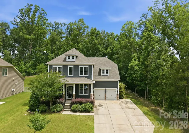 Photo 2 of Single family home for sale at 2709 Sugaree Ct, Waxhaw, NC 28173 | MLS# 4378563 | Listing updated on 2026-09-30