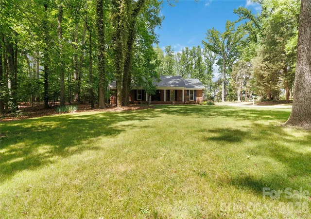 Photo 2 of Single family home for sale at 447 Partridge Pl, York, SC 29745 | MLS# 4378725 | Listing updated on 2026-09-24