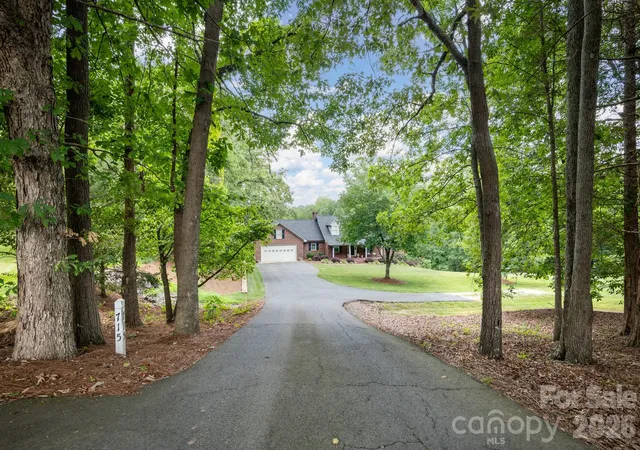 Photo 3 of Single family home for sale at 715 Orphanage Rd, Concord, NC 28027 | MLS# 4378948 | Listing updated on 2026-09-24