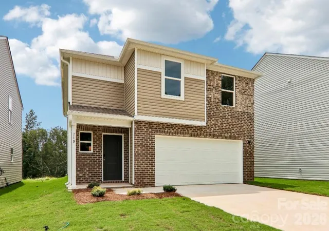 Single family home for sale at 719 Tomlin Trl, Spartanburg, SC 29301 | MLS# 4379188