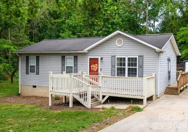 Photo 3 of Single family home for sale at 2308 Walt Arney Rd, Lenoir, NC 28645 | MLS# 4379333 | Listing updated on 2026-10-04