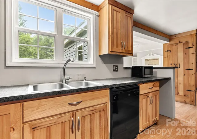 Photo 3 of Single family home for sale at 135 Benton Rd, Kings Mountain, NC 28086 | MLS# 4379689 | Listing updated on 2026-09-15