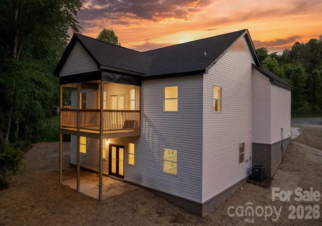 Photo 2 of Single family home for sale at 47 Tennyson Dr, Taylorsville, NC 28681 | MLS# 4381105 | Listing updated on 2026-09-15