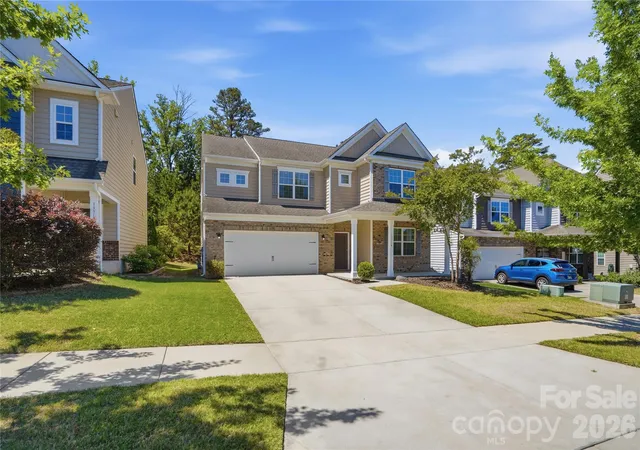 Photo 2 of Single family home for sale at 13714 Canterbury Castle Dr, Charlotte, NC 28273 | MLS# 4381185 | Listing updated on 2026-09-15