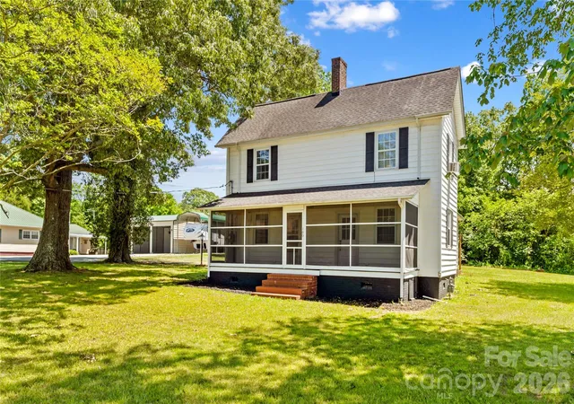 Photo 2 of Single family home for sale at 180 Center St, Cooleemee, NC 27014 | MLS# 4381275 | Listing updated on 2026-09-24