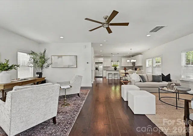Photo 3 of Single family home for sale at 1216 Lomax Ave, Charlotte, NC 28211 | MLS# 4381287 | Listing updated on 2026-10-01