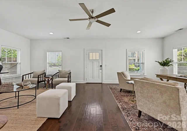 Photo 4 of Single family home for sale at 1216 Lomax Ave, Charlotte, NC 28211 | MLS# 4381287 | Listing updated on 2026-10-01
