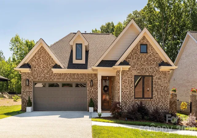 Photo 2 of Single family home for sale at 5124 Silver Tr Ln, Denver, NC 28037 | MLS# 4382264 | Listing updated on 2026-09-13