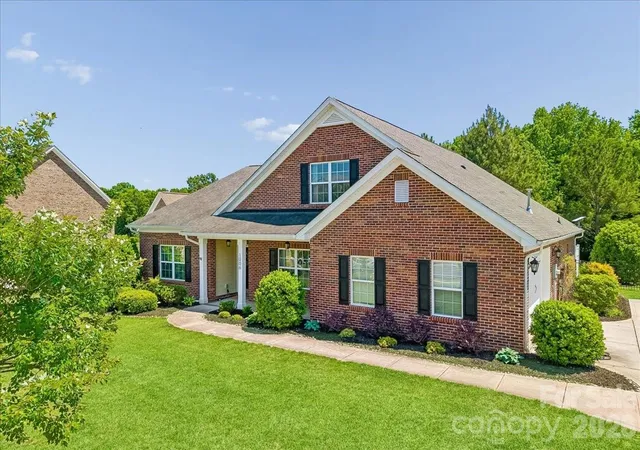 Photo 2 of Single family home for sale at 1006 Spring Rose Ln, Matthews, NC 28104 | MLS# 4382311 | Listing updated on 2026-09-12
