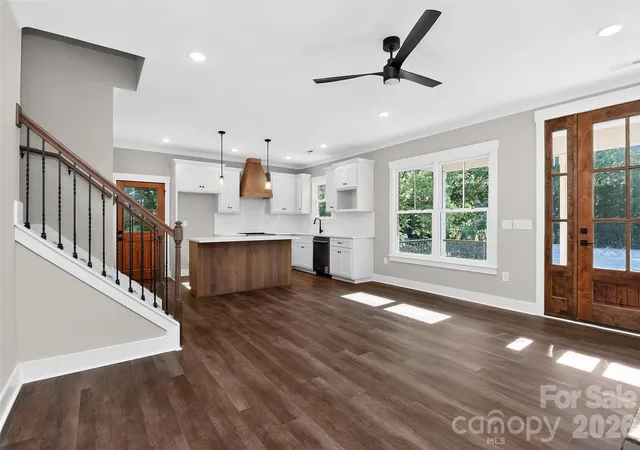 Photo 4 of Single family home for sale at 120 S Crawford St, Monroe, NC 28112 | MLS# 4382941 | Listing updated on 2026-09-13