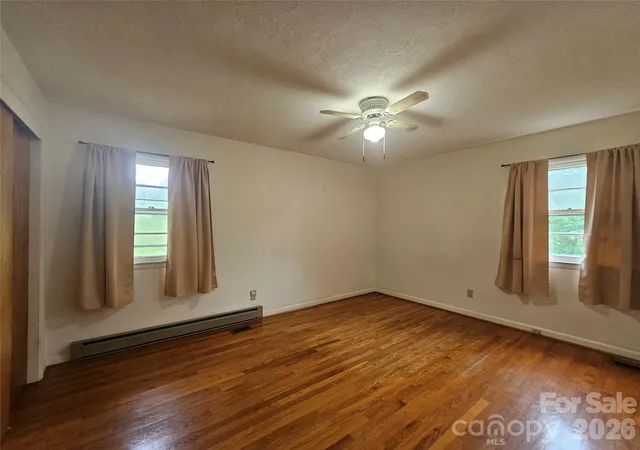 Photo 3 of Single family home for sale at 3025 Hazel Dr, Shelby, NC 28152 | MLS# 4383681 | Listing updated on 2026-09-11