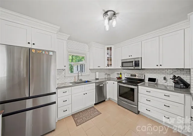 Single family home for sale at 600 Mcadenville Rd, Lowell, NC 28098 | MLS# 4383777 | Listing updated on 2026-09-12