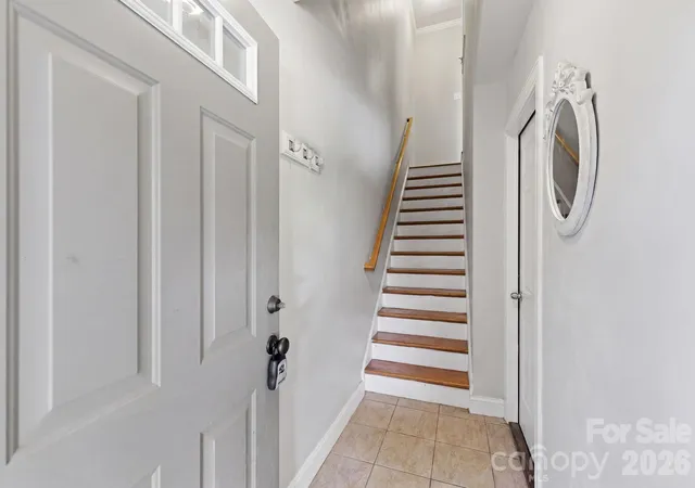 Photo 4 of Townhouse for sale at 2917 Craftsman Ln, Charlotte, NC 28204 | MLS# 4384018 | Listing updated on 2026-10-04