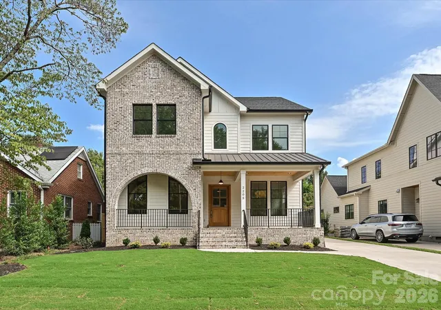 Single family home for sale at 2205 Shenandoah Ave, Charlotte, NC 28205 | MLS# 4384232
