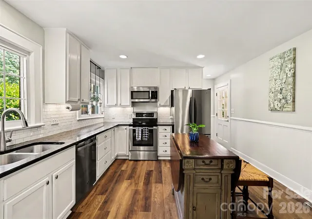 Photo 1 of Single family home for sale at 2068 Statesville Hwy, Mooresville, NC 28115 | MLS# 4384459 | Listing updated on 2026-09-15