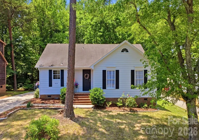 Photo 1 of Single family home for sale at 9624 Central Dr, Mint Hill, NC 28227 | MLS# 4385094 | Listing updated on 2026-10-02