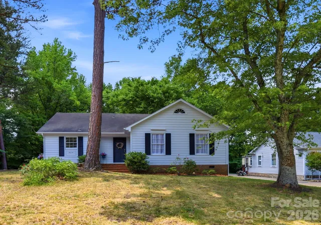 Photo 4 of Single family home for sale at 9624 Central Dr, Mint Hill, NC 28227 | MLS# 4385094 | Listing updated on 2026-10-02