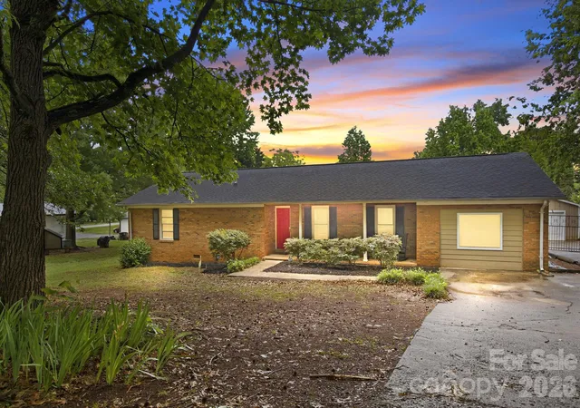 Photo 1 of Single family home for sale at 1709 Andover St Nw, Concord, NC 28027 | MLS# 4385139 | Listing updated on 2026-09-11