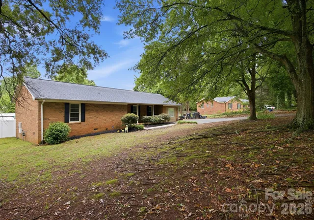 Photo 4 of Single family home for sale at 1709 Andover St NW, Concord, NC 28027 | MLS# 4385139 | Listing updated on 2026-09-11