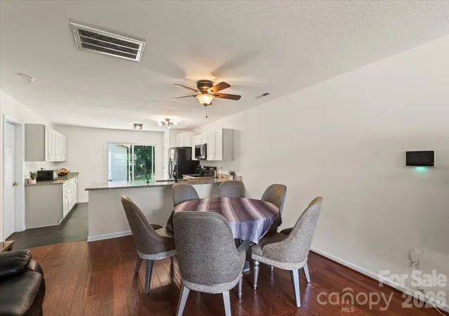 Photo 3 of Single family home for sale at 3119 Decapolis Dr, Charlotte, NC 28215 | MLS# 4385642 | Listing updated on 2026-10-07
