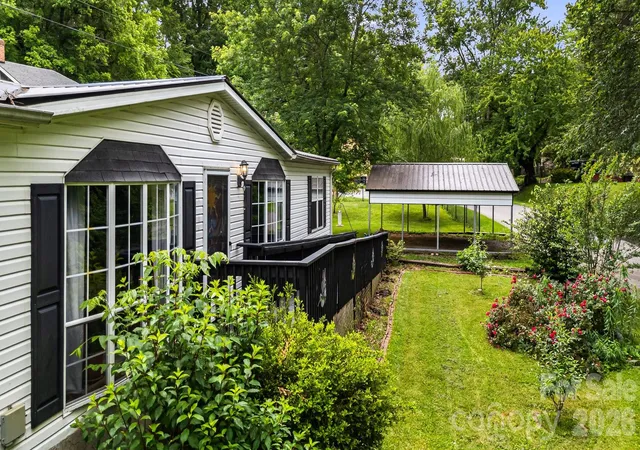 Photo 1 of Single family home for sale at 30 6th Street, Asheville, NC 28804 | MLS# 4385696 | Listing updated on 2026-09-22