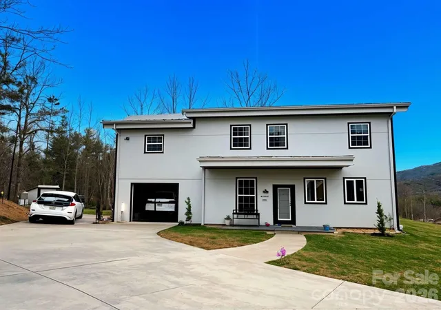 Photo 1 of Single family home for sale at 3445 Irish Hills Rd, Morganton, NC 28655 | MLS# 4385926 | Listing updated on 2026-09-15