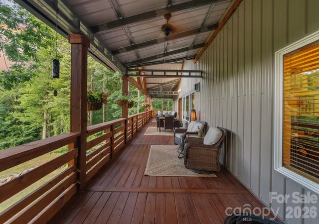Photo 3 of Single family home for sale at 9870 Harvest Ln, Davidson, NC 28036 | MLS# 4385994 | Listing updated on 2026-09-24