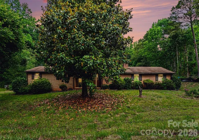 Photo 1 of Single family home for sale at 2871 Loviee Rd, Lincolnton, NC 28092 | MLS# 4386059 | Listing updated on 2026-10-01