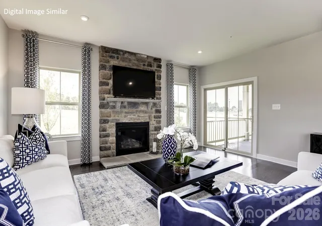 Photo 3 of Single family home for sale at 909 Heathway Dr, Charlotte, NC 28213 | MLS# 4386135 | Listing updated on 2026-09-13