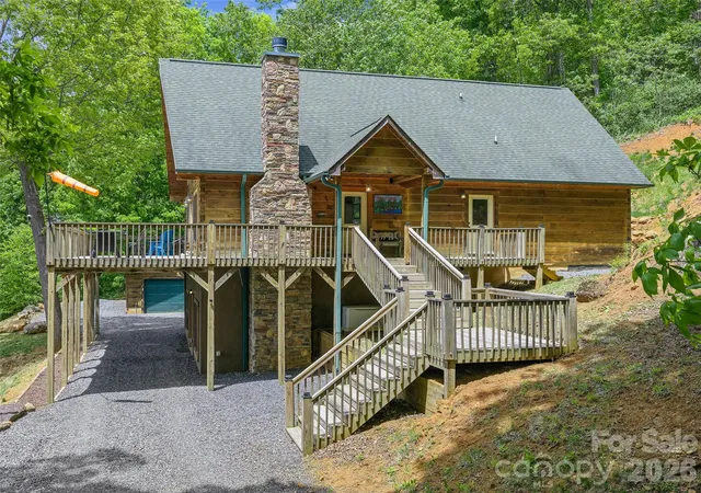Photo 2 of Single family home for sale at 483 Birdie Ln, Bakersville, NC 28705 | MLS# 4386186 | Listing updated on 2026-09-15