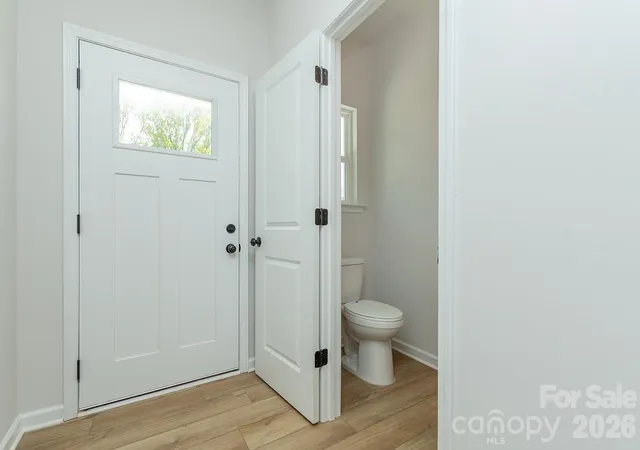 Photo 3 of Single family home for sale at 4236 Ruth Crk Ct, Charlotte, NC 28216 | MLS# 4386261 | Listing updated on 2026-10-27
