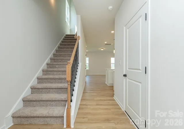 Photo 4 of Single family home for sale at 4236 Ruth Crk Ct, Charlotte, NC 28216 | MLS# 4386261 | Listing updated on 2026-10-27