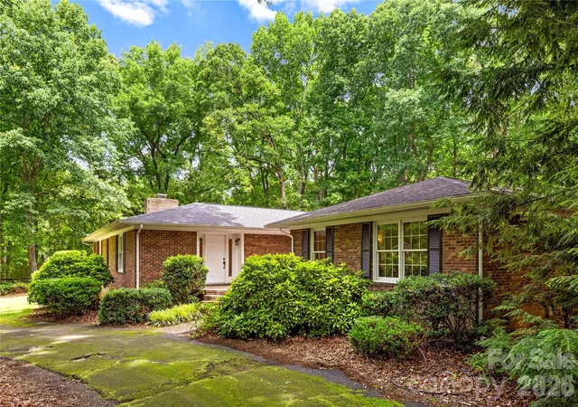 Photo 2 of Single family home for sale at 2038 Skyway Dr, Monroe, NC 28110 | MLS# 4387550 | Listing updated on 2026-09-11