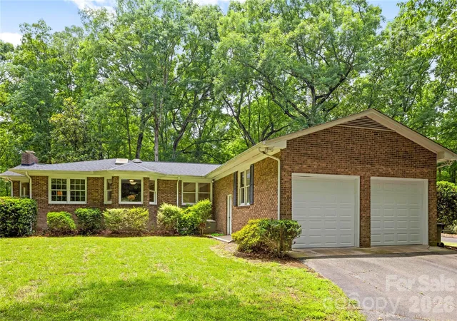 Photo 3 of Single family home for sale at 2038 Skyway Dr, Monroe, NC 28110 | MLS# 4387550 | Listing updated on 2026-09-11