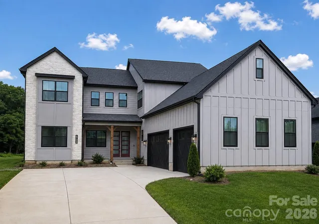 Photo 1 of Single family home for sale at 13944 Roosevelt Grv Dr, Huntersville, NC 28078 | MLS# 4387659 | Listing updated on 2026-10-20