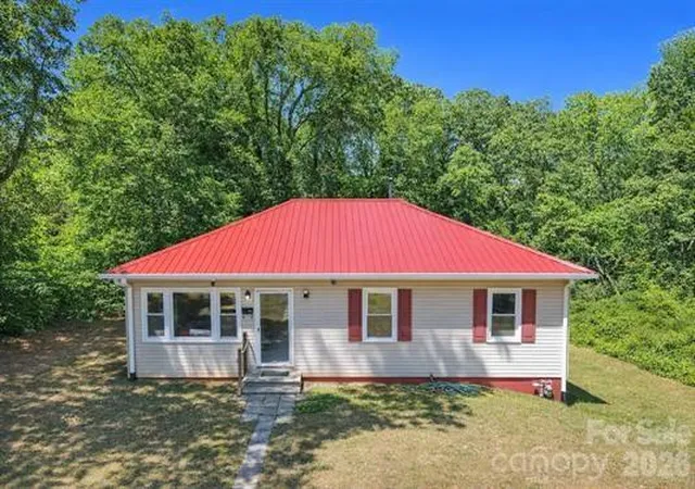 Photo 1 of Single family home for sale at 123 Cypress Dr, Gaffney, SC 29340 | MLS# 4388156 | Listing updated on 2026-09-14