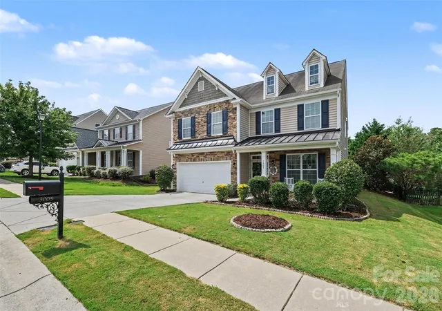 Photo 3 of Single family home for sale at 3005 Corrona Ln, Indian Trail, NC 28079 | MLS# 4388387 | Listing updated on 2026-09-12