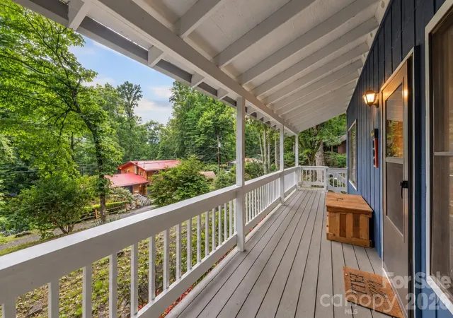 Photo 3 of Single family home for sale at 100 Bristol Ln, Maggie Valley, NC 28751 | MLS# 4388389 | Listing updated on 2026-09-11