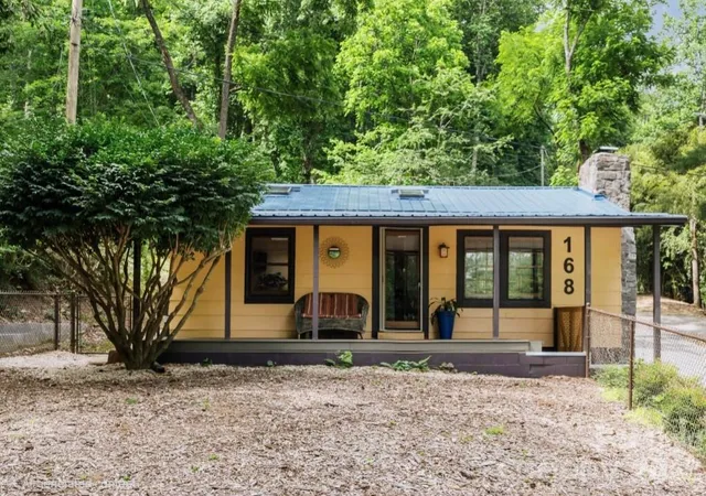 Photo 1 of Single family home for sale at 168 Avondale Rd, Asheville, NC 28803 | MLS# 4388487 | Listing updated on 2026-09-15