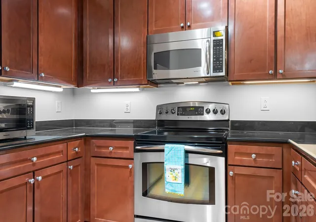 Photo 4 of Condo for sale at 721 Governor Morrison St #430, Charlotte, NC 28211 | MLS# 4388605 | Listing updated on 2026-09-11
