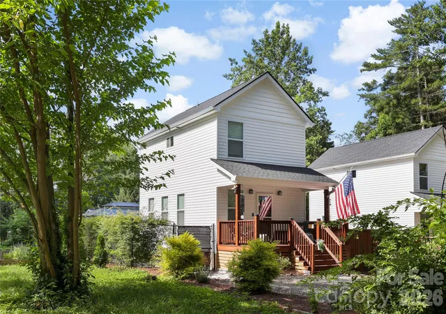 Photo 3 of Single family home for sale at 13 Trade St, Arden, NC 28704 | MLS# 4388890 | Listing updated on 2026-10-06