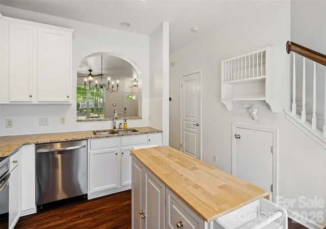 Photo 4 of Townhouse for sale at 416 River Park Rd, Belmont, NC 28012 | MLS# 4389498 | Listing updated on 2026-09-12